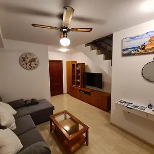 duplex-arrecife-parking.in-canary-islands.com/